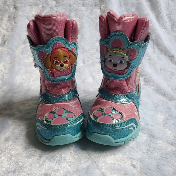 paw patrol boots girl